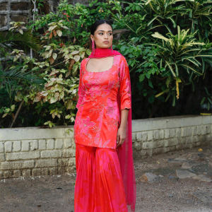 Pink/Red Printed Scoop Scallop Sharara